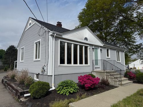 561 County St, Taunton, MA, 02780-3605 | Card Image