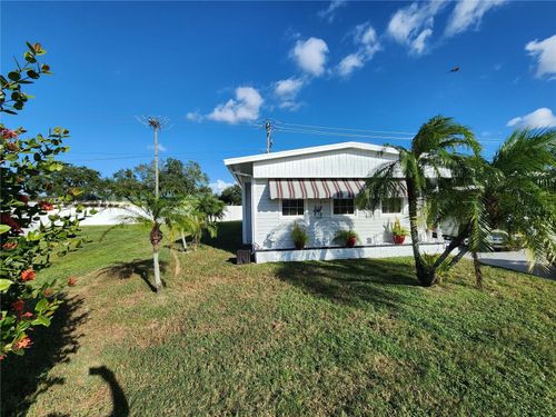 7-808 53rd Ave E, BRADENTON, FL, 34203-5847 | Card Image