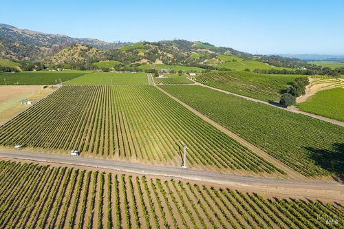 1260 Moody Ln, Geyserville, CA, 95441 | Card Image