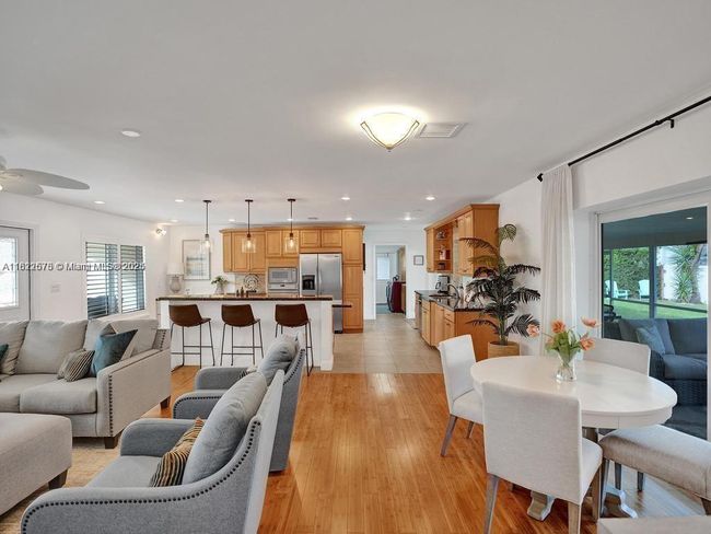 2721 Ne 45 Th St, House other with 2 bedrooms, 2 bathrooms and null parking in Lighthouse Point FL | Image 20