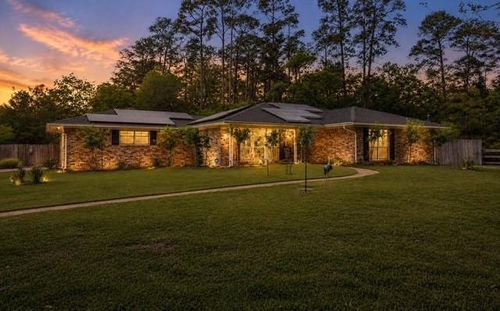 16701 Surrey Ln, Stagecoach, TX, 77355-4821 | Card Image