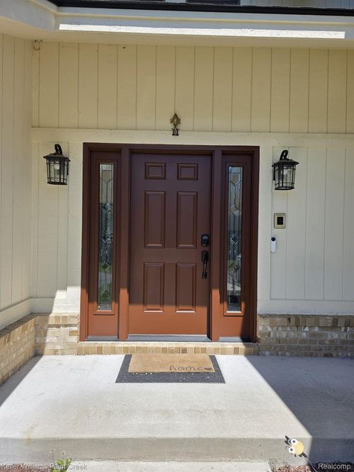 5700 Point Of The Woods Drive, West Bloomfield Charter Township, MI, 48324 | Card Image