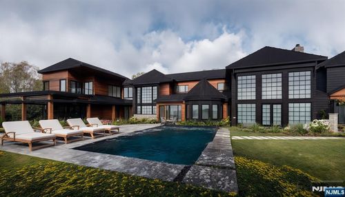 38 Cambridge Way, Alpine, NJ, 07620-1065 | Card Image