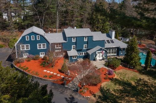 25 Pleasant St, Dover, MA, 02030-2050 | Card Image