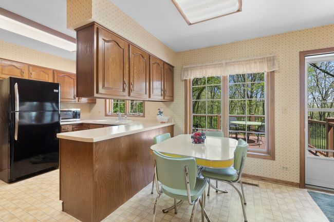 8518 Reese Rd, House other with 3 bedrooms, 3 bathrooms and 8 parking in HARVARD IL | Image 12