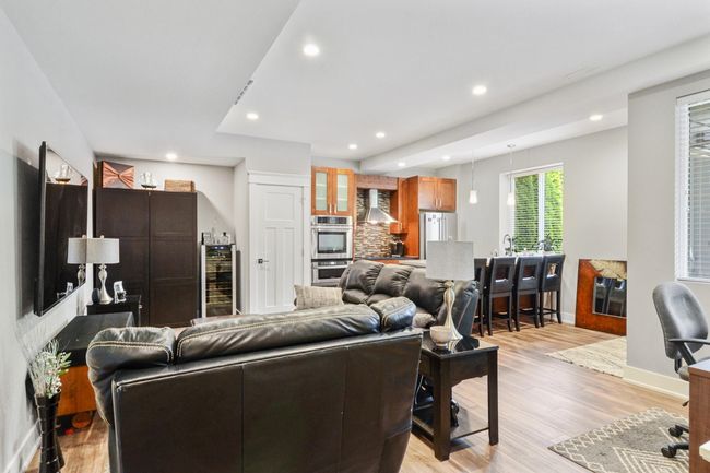 16419 27 A Avenue, House other with 6 bedrooms, 3 bathrooms and 4 parking in Surrey BC | Image 27