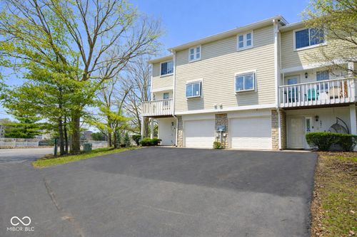 6873 Shore Island Dr, Indianapolis, IN, 46220-1127 | Card Image