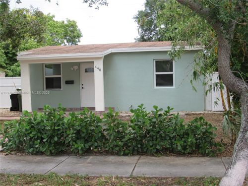 440 Nw 15th Ave, Fort Lauderdale, FL, 33311-8838 | Card Image
