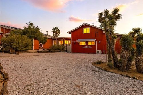 59460 Cielito Dr, Yucca Valley, CA, 92284-9210 | Card Image