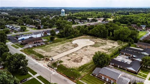 2-203-460 Pilot Point, Vandalia, OH, 45377 | Card Image