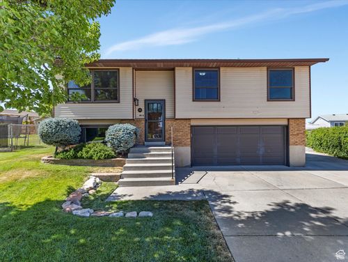 5766 Tuckington Cir, Salt Lake City, UT, 84118-7910 | Card Image