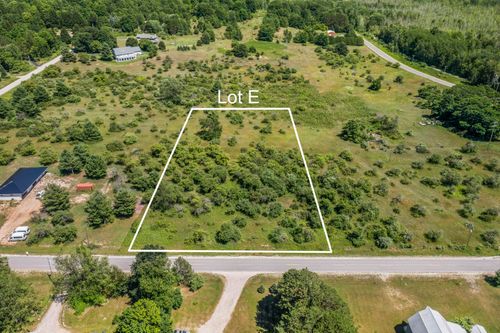 00-E Airport Rd, Frankfort, MI, 49635 | Card Image