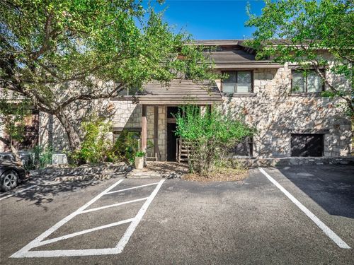 apt-202-8200 Neely Dr, Austin, TX, 78759-8550 | Card Image