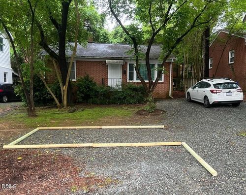112 Isley St, Chapel Hill, NC, 27516-2148 | Card Image