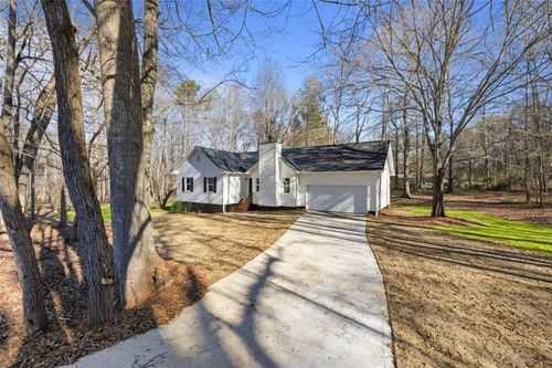 1142 Lavista Dr, Monroe, GA, 30655-6222 | Card Image