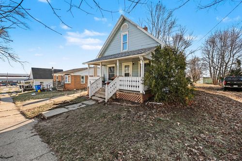 272 S Maple St, Onsted, MI, 49265-9580 | Card Image