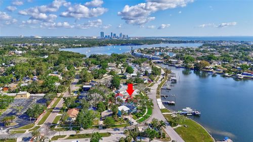 4151 Sunrise Dr S, ST PETERSBURG, FL, 33705-3932 | Card Image