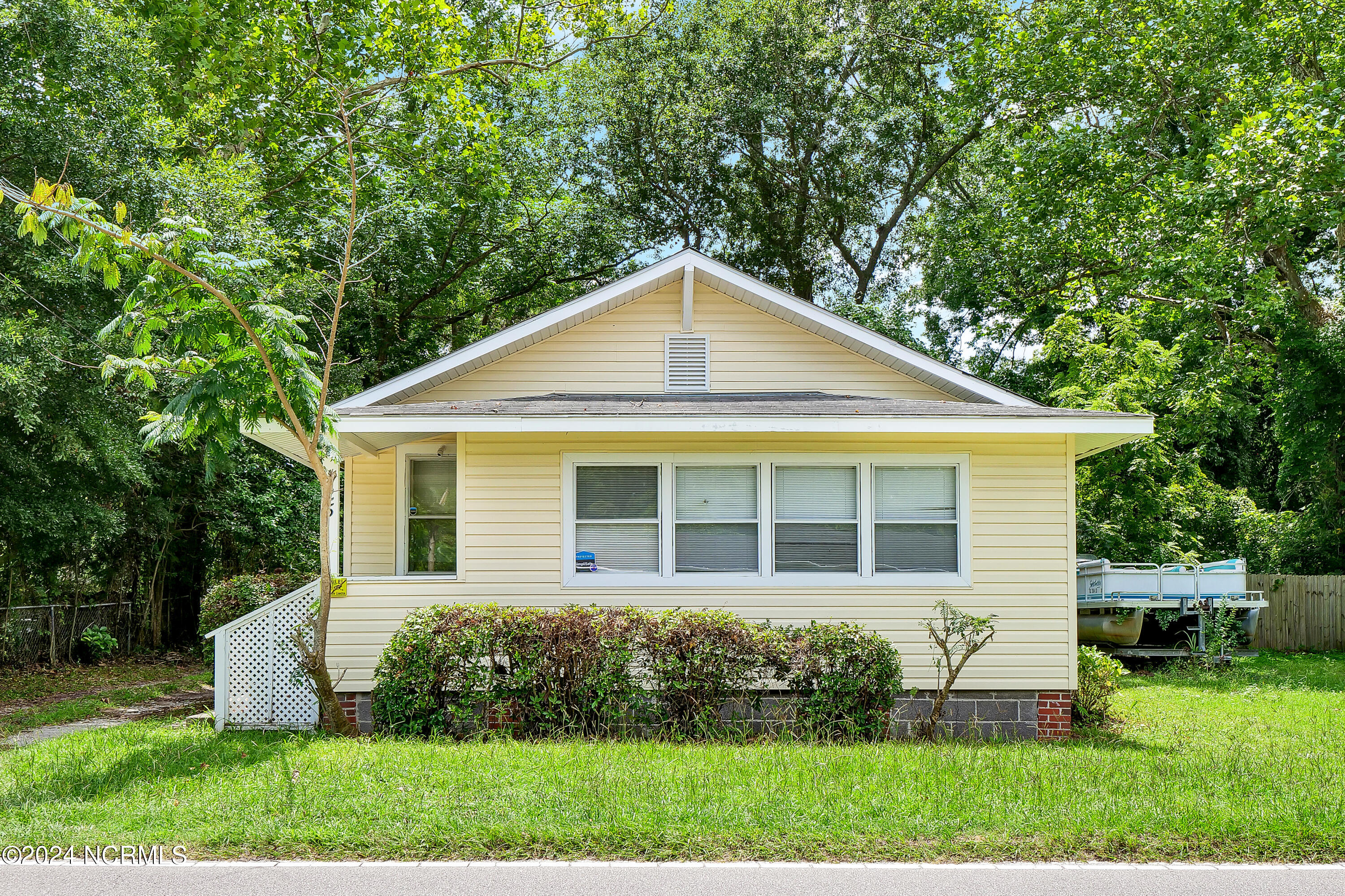 Greenville Ave, Wilmington, NC 28403