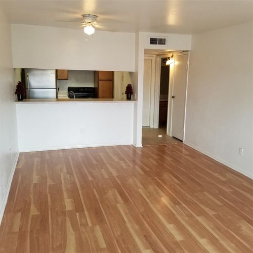 apt-33-3015 Walnut Bend Ln, Houston, TX, 77042-3313 | Card Image
