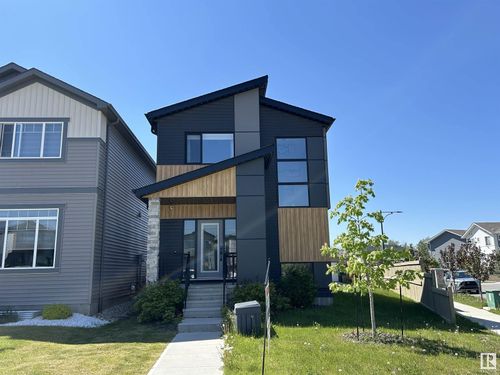 451 37 Ave Nw, Edmonton, AB, T6T2L7 | Card Image