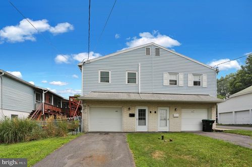 120 N Franklin St, ORWIGSBURG, PA, 17961-1802 | Card Image
