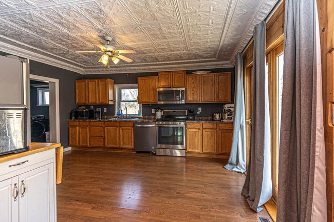 9-Large Kitchen.jpg | Image 9