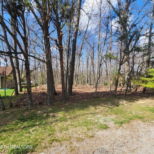 23 Ridge Crest Ct, Crossville, TN, 38558-6481 | Card Image