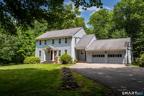 27 West St, Hebron, CT, 06248-1243 | Card Image