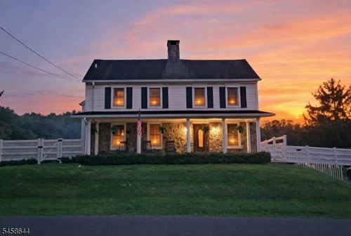 61 Race St, Pittstown, NJ, 08867-4219 | Card Image