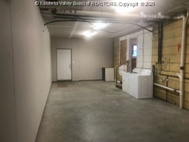 1501 15 Th St, House other with 4 bedrooms, 2 bathrooms and null parking in Nitro WV | Image 22