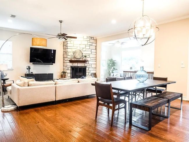16308 Lake Loop, House other with 4 bedrooms, 4 bathrooms and 4 parking in Austin TX | Image 19