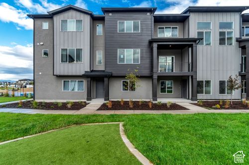 736 W 500 S, American Fork, UT, 84003-5052 | Card Image