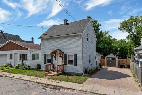 58 Russell St N, Arnprior, ON, K7S2J3 | Card Image