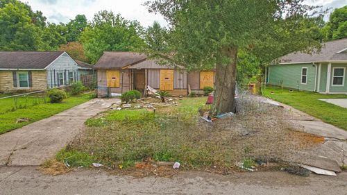 6519 Sherwood Dr, Houston, TX, 77021-4031 | Card Image