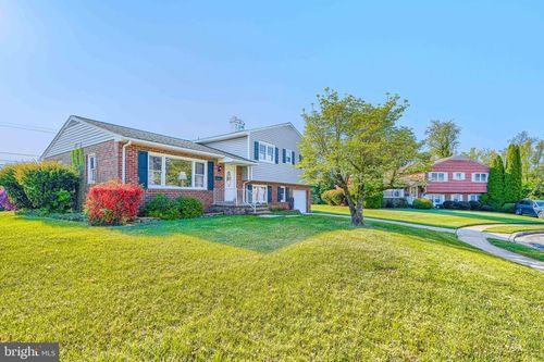 815 Branford Cir, Lutherville Timonium, MD, 21093-3918 | Card Image