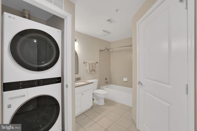 UNIT-321W - 3600 S Glebe Rd, Condo with 2 bedrooms, 2 bathrooms and null parking in ARLINGTON VA | Image 35
