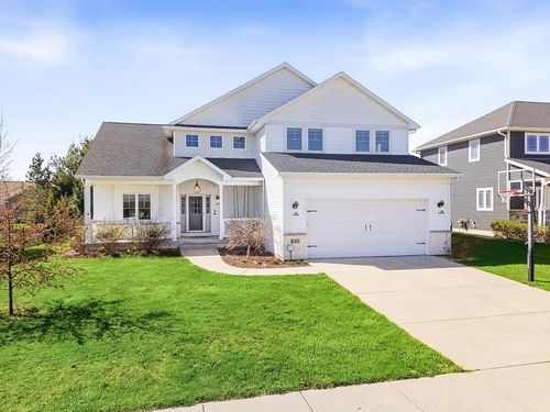 810 Sumac St, Oregon, WI, 53575-3806 | Card Image