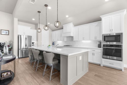 113 Calmwater Cv, Mckinney, TX, 75071-1786 | Card Image