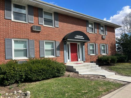 1335 W Main St, Lake Geneva, WI, 53147-1744 | Card Image