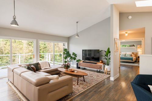 1609 Isleview Lane, Bowen Island, BC, V0N1G2 | Card Image