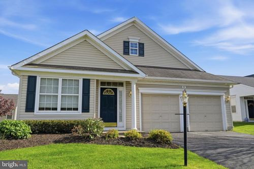 6 Sagebrush Ln, LANGHORNE, PA, 19047-3404 | Card Image