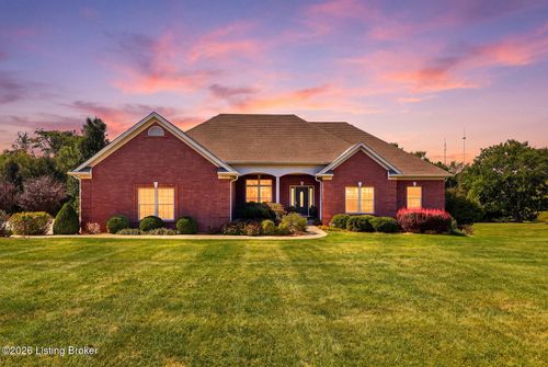 1002 Bunker Hill Dr, Lawrenceburg, KY, 40342-8001 | Card Image