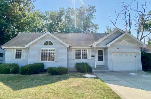 200 Durham Dr, Steger, IL, 60475-1916 | Card Image