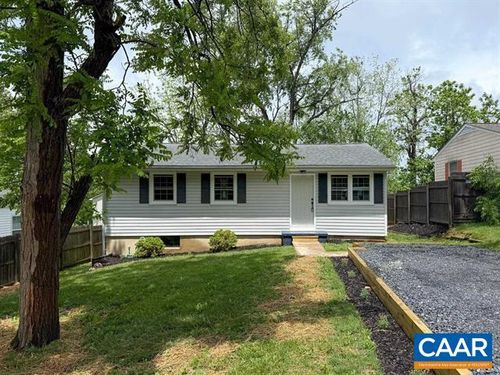 1207 4th St, WAYNESBORO, VA, 22980-4116 | Card Image