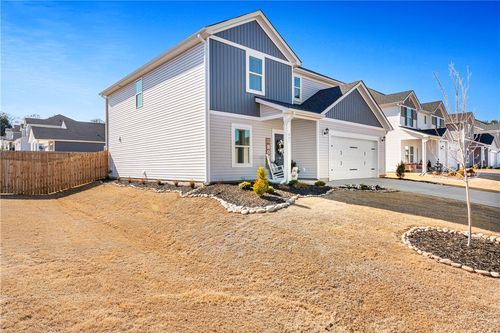 203 Maxwell Dr, Easley, SC, 29642-8426 | Card Image