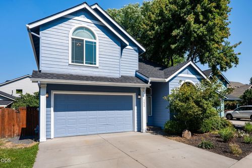 3022 Ne Quiet Canyon Dr, Bend, OR, 97701-3964 | Card Image