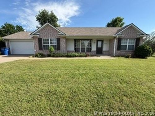 14792 Modoc St, Claremore, OK, 74017-4129 | Card Image