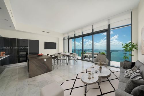 5302-1451 Brickell Ave, Miami, FL, 33131 | Card Image