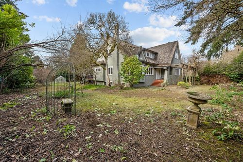 3737 Pine Cres, Vancouver, BC, V6J4K4 | Card Image