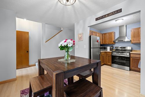 3253 Evergreen Dr, Eagan, MN, 55121-1771 | Card Image